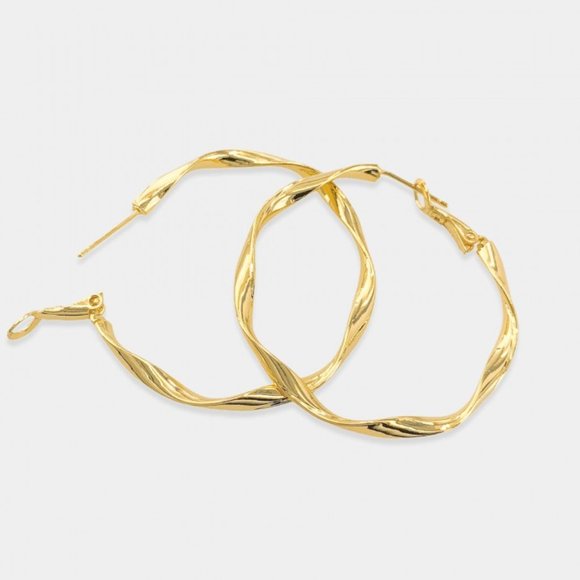 NEW Wavy Gold Hoop Huggie Earrings - Picture 2 of 5